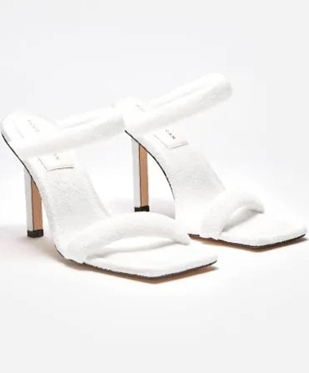 Good American White Terry Strap Stiletto Heel Sandal Size 9.5